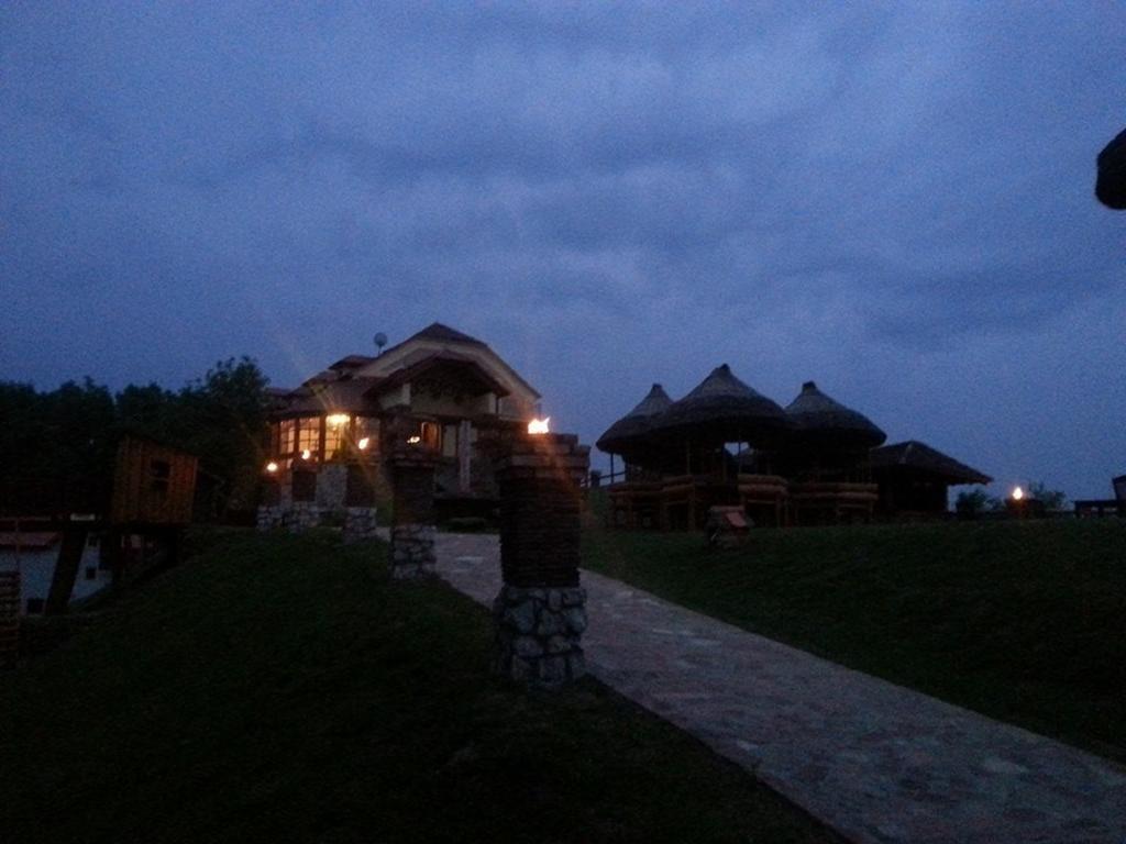 Guest House Kozjak Sveti Kriz Zacretje Exterior photo