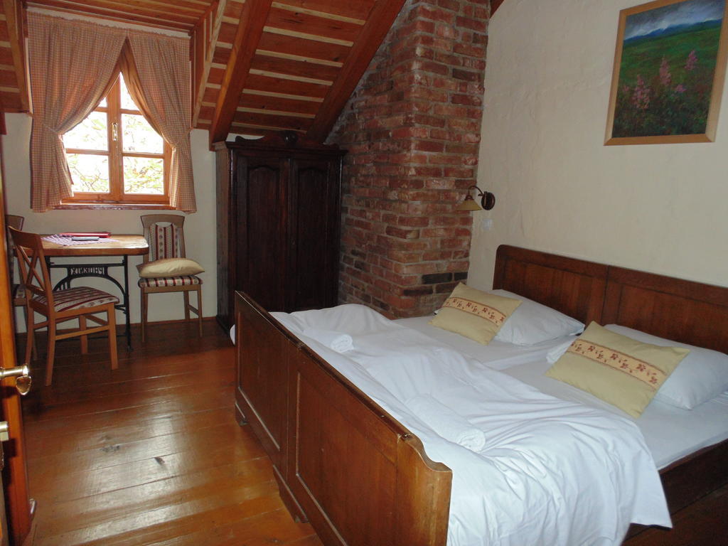 Guest House Kozjak Sveti Kriz Zacretje Exterior photo