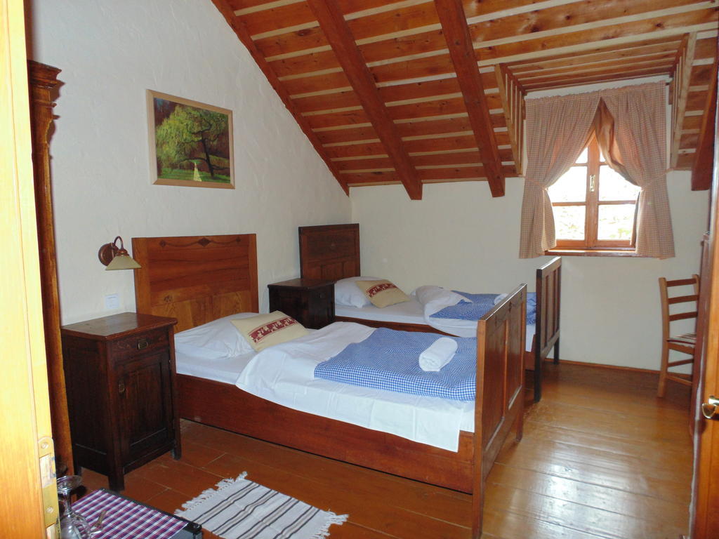 Guest House Kozjak Sveti Kriz Zacretje Room photo